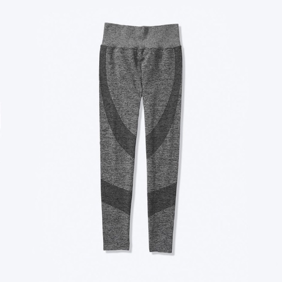 Nwot. Lorna Jane 3/4 Leggings